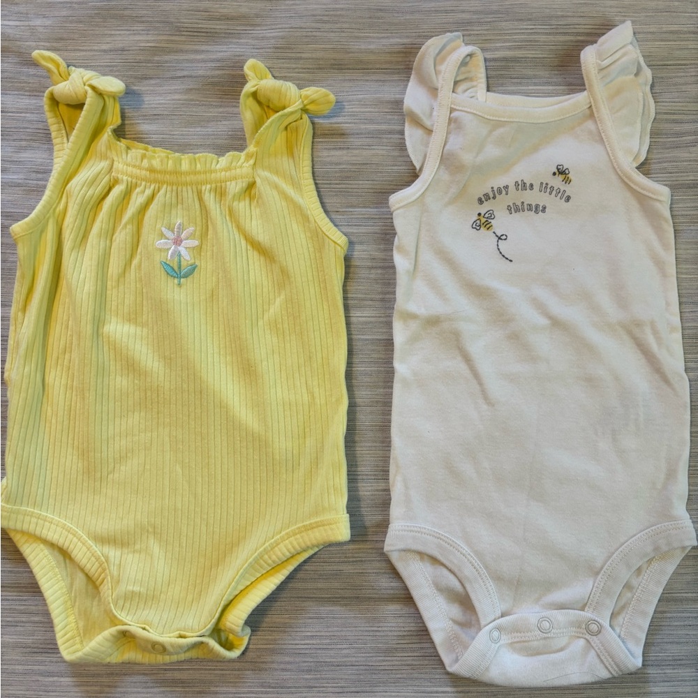 Baby onesies set of 2